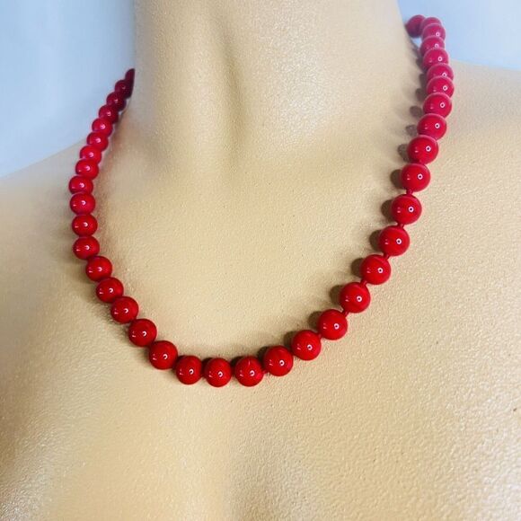 Vintage Monet Necklace Cherry Red Gold Lucite Beads Beaded PRETTY  18” 4325 - Picture 3 of 13